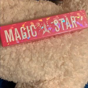 Jeffrey Star Magic Star Concealer